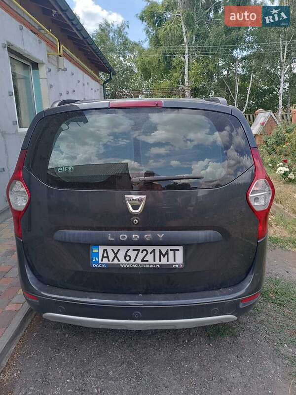 Минивэн Dacia Lodgy 2014 в Лозовой