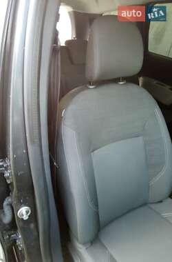 Мінівен Dacia Lodgy 2013 в 
