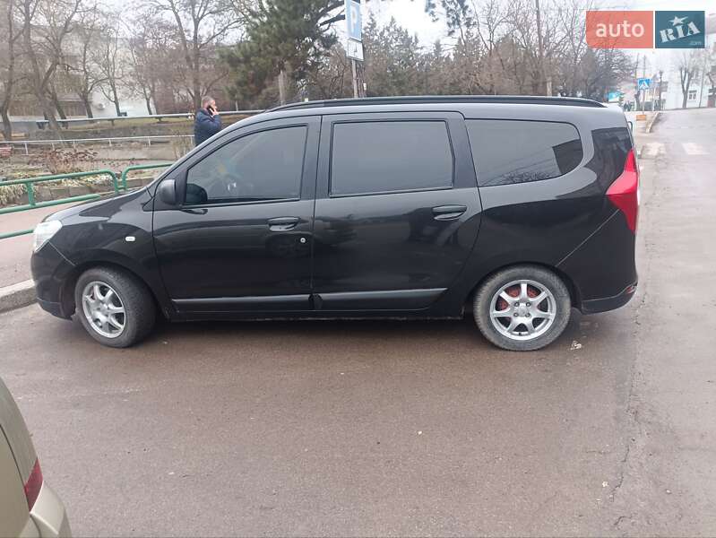 Мінівен Dacia Lodgy 2013 в Бердичеві