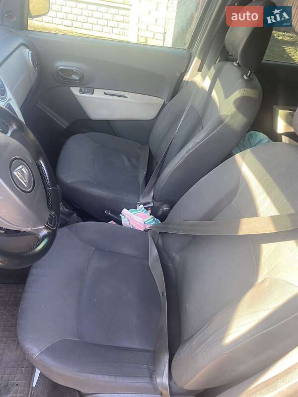 Минивэн Dacia Lodgy 2012 в Днепре