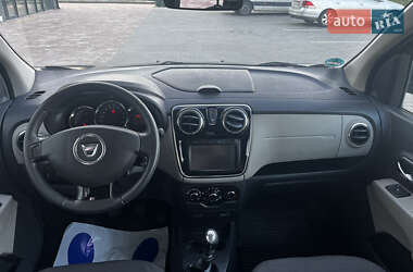 Минивэн Dacia Lodgy 2012 в 