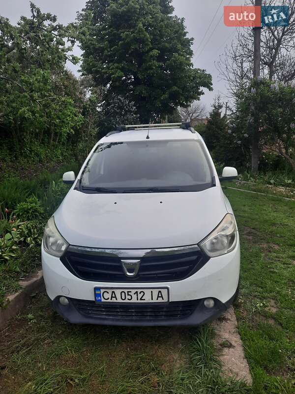 Минивэн Dacia Lodgy 2012 в Городище