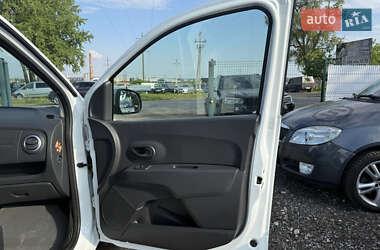 Минивэн Dacia Lodgy 2015 в 