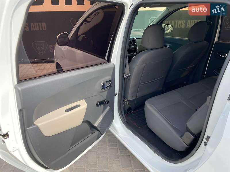 Мінівен Dacia Lodgy 2012 в Вінниці