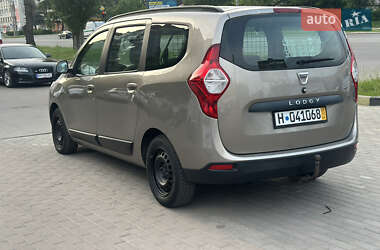 Минивэн Dacia Lodgy 2013 в 