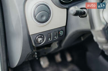 Мінівен Dacia Lodgy 2012 в 