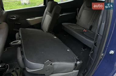 Минивэн Dacia Lodgy 2012 в 