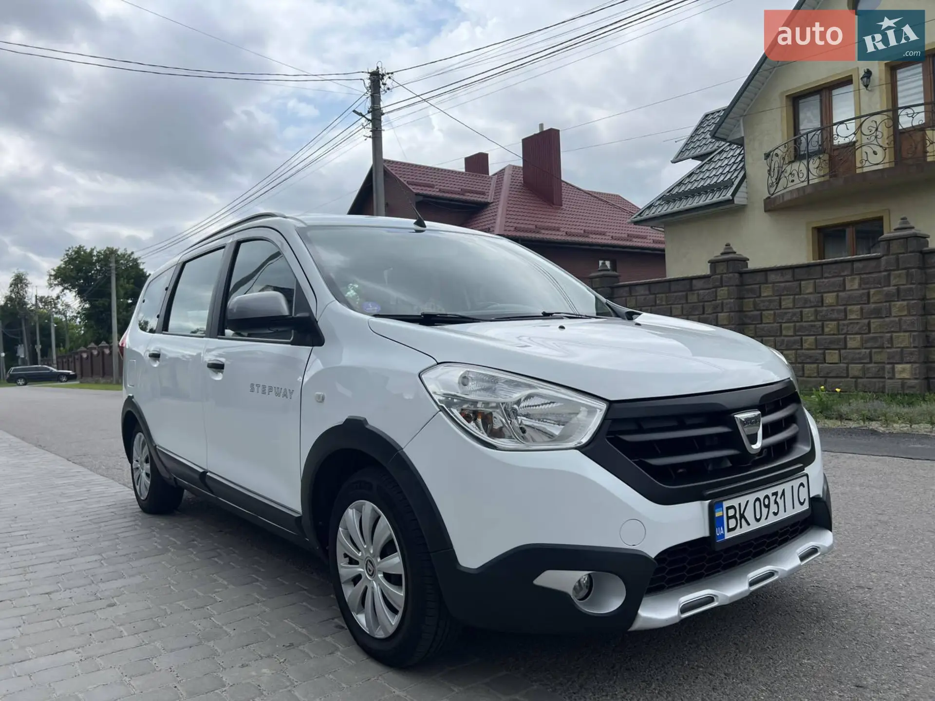 2016 Dacia Lodgy - фото 1
