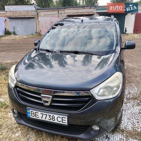 Минивэн Dacia Lodgy 2012 в Николаеве