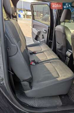 Минивэн Dacia Lodgy 2012 в 
