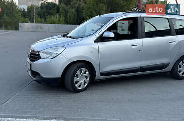 Минивэн Dacia Lodgy 2013 в 