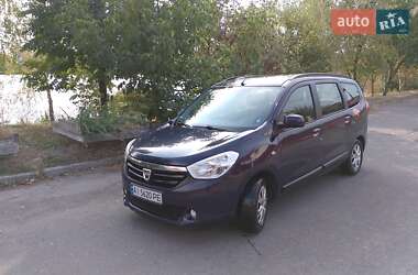 Минивэн Dacia Lodgy 2013 в 