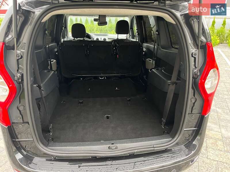 Минивэн Dacia Lodgy 2013 в Луцке