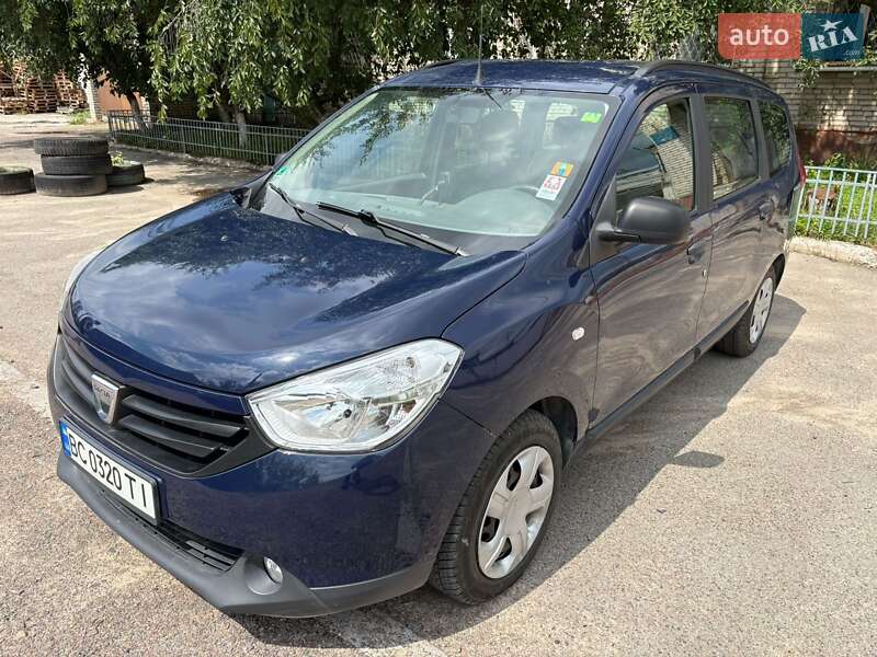 Минивэн Dacia Lodgy 2012 в 