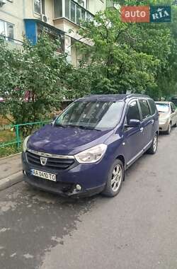 Мінівен Dacia Lodgy 2013 в Києві