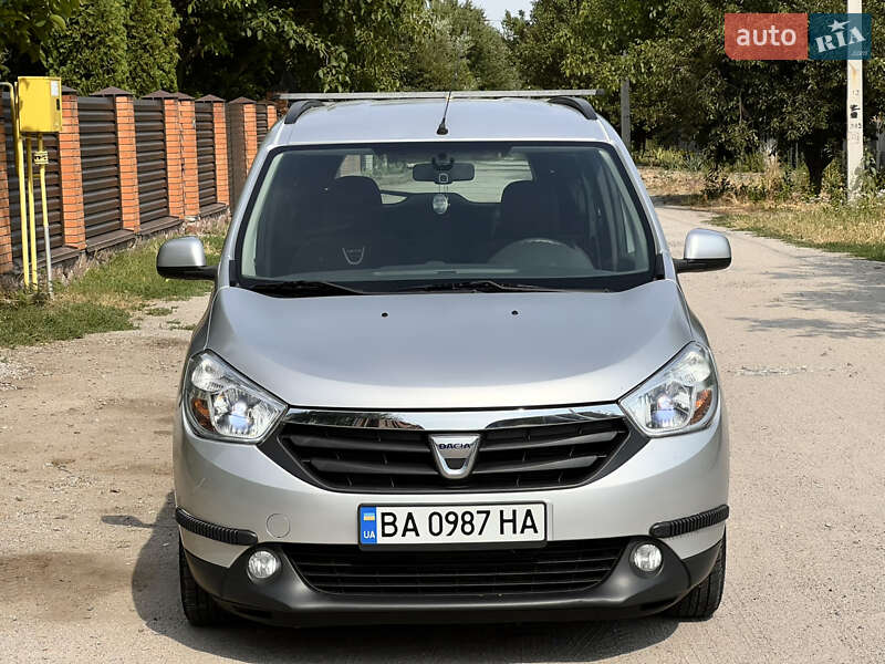 Мінівен Dacia Lodgy 2012 в Кропивницькому