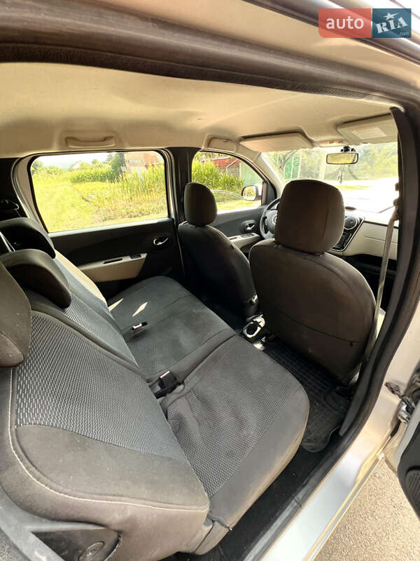 Мінівен Dacia Lodgy 2012 в Кропивницькому