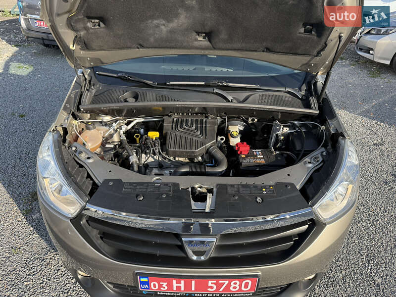 Минивэн Dacia Lodgy 2012 в Ровно