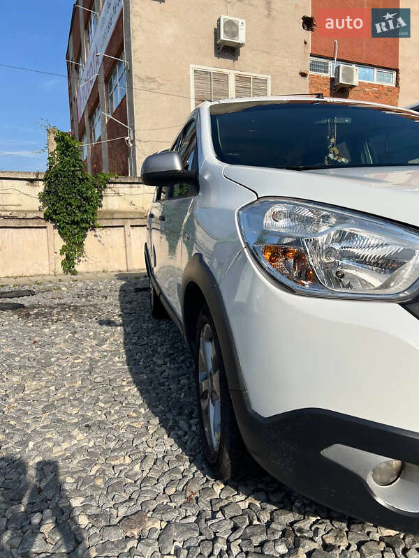 Минивэн Dacia Lodgy 2016 в Калуше