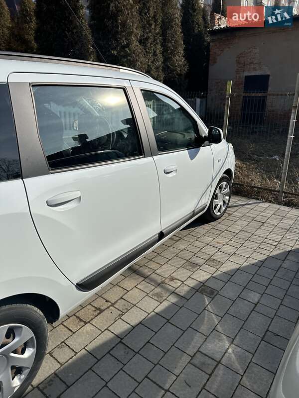 Мінівен Dacia Lodgy 2012 в Коломиї