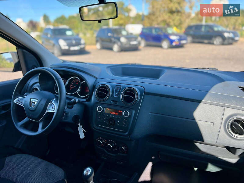 Минивэн Dacia Lodgy 2021 в Киеве