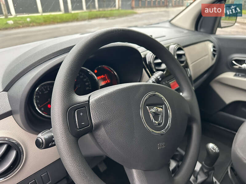 Мінівен Dacia Lodgy 2014 в Вінниці