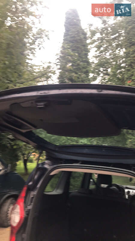 Мінівен Dacia Lodgy 2012 в Демидівці