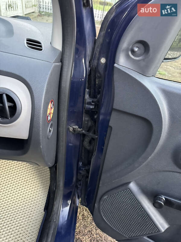 Минивэн Dacia Lodgy 2012 в Ивано-Франковске фото 10 Минивэн Dacia Lodgy 2012 в Ивано-Франковске