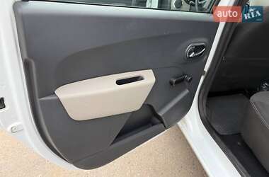 Минивэн Dacia Lodgy 2012 в 