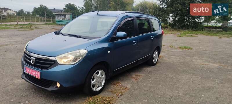 Минивэн Dacia Lodgy 2013 в Луцке