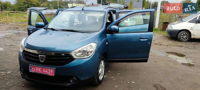 Минивэн Dacia Lodgy 2013 в Луцке