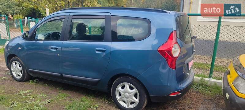 Минивэн Dacia Lodgy 2013 в Луцке