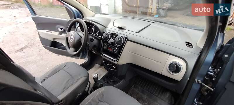 Минивэн Dacia Lodgy 2013 в Луцке