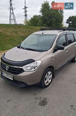 Мінівен Dacia Lodgy 2014 в Дніпрі