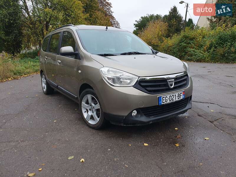 Минивэн Dacia Lodgy 2012 в Дубно