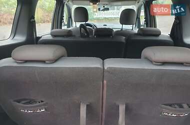 Минивэн Dacia Lodgy 2012 в 