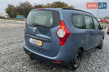Минивэн Dacia Lodgy 2013 в 