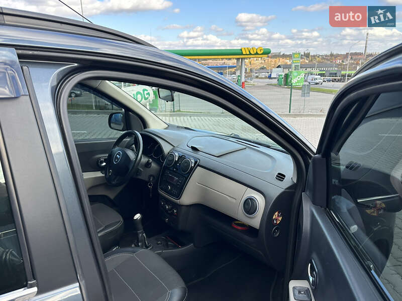 Минивэн Dacia Lodgy 2012 в Каменец-Подольском фото 2 Минивэн Dacia Lodgy 2012 в Каменец-Подольском