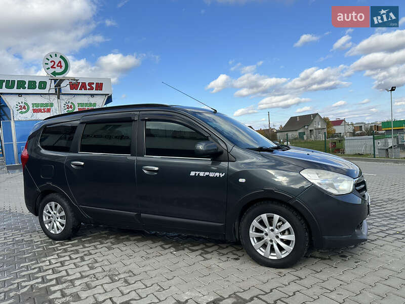 Минивэн Dacia Lodgy 2012 в Каменец-Подольском фото 5 Минивэн Dacia Lodgy 2012 в Каменец-Подольском
