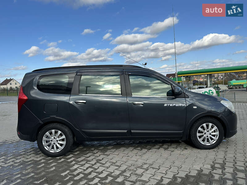 Минивэн Dacia Lodgy 2012 в Каменец-Подольском фото 14 Минивэн Dacia Lodgy 2012 в Каменец-Подольском