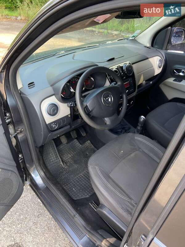 Минивэн Dacia Lodgy 2012 в Львове