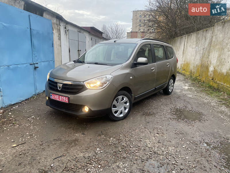 Мінівен Dacia Lodgy 2012 в Рівному