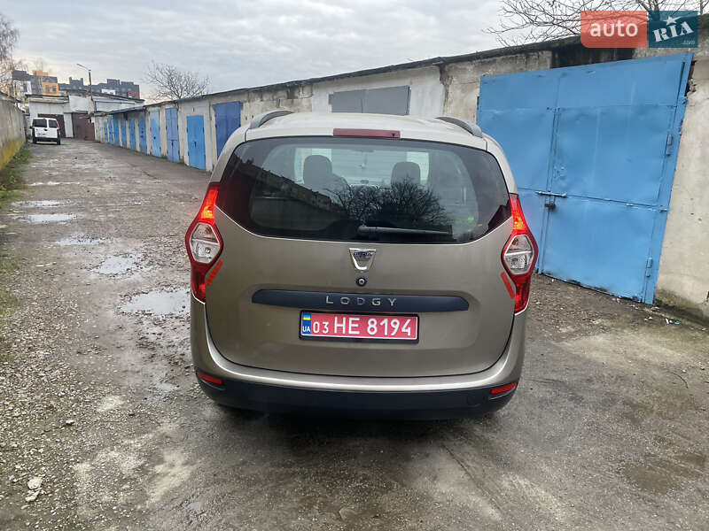 Мінівен Dacia Lodgy 2012 в Рівному