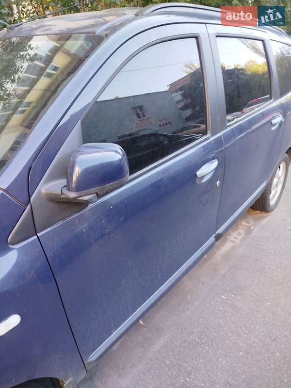 Минивэн Dacia Lodgy 2013 в Киеве