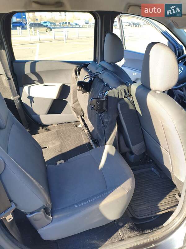 Мінівен Dacia Lodgy 2012 в Сумах