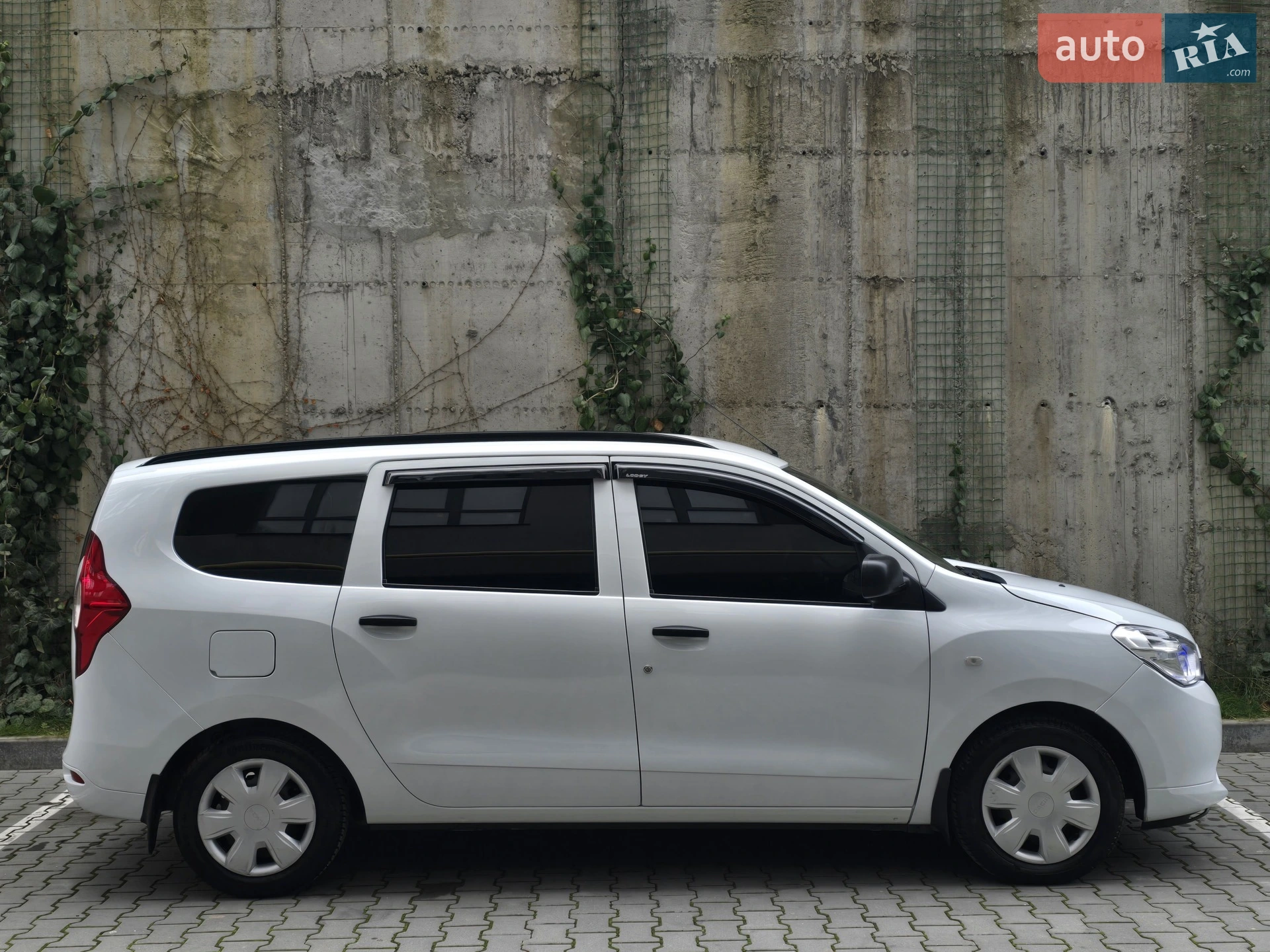 2015 Dacia Lodgy - мініатюра 11