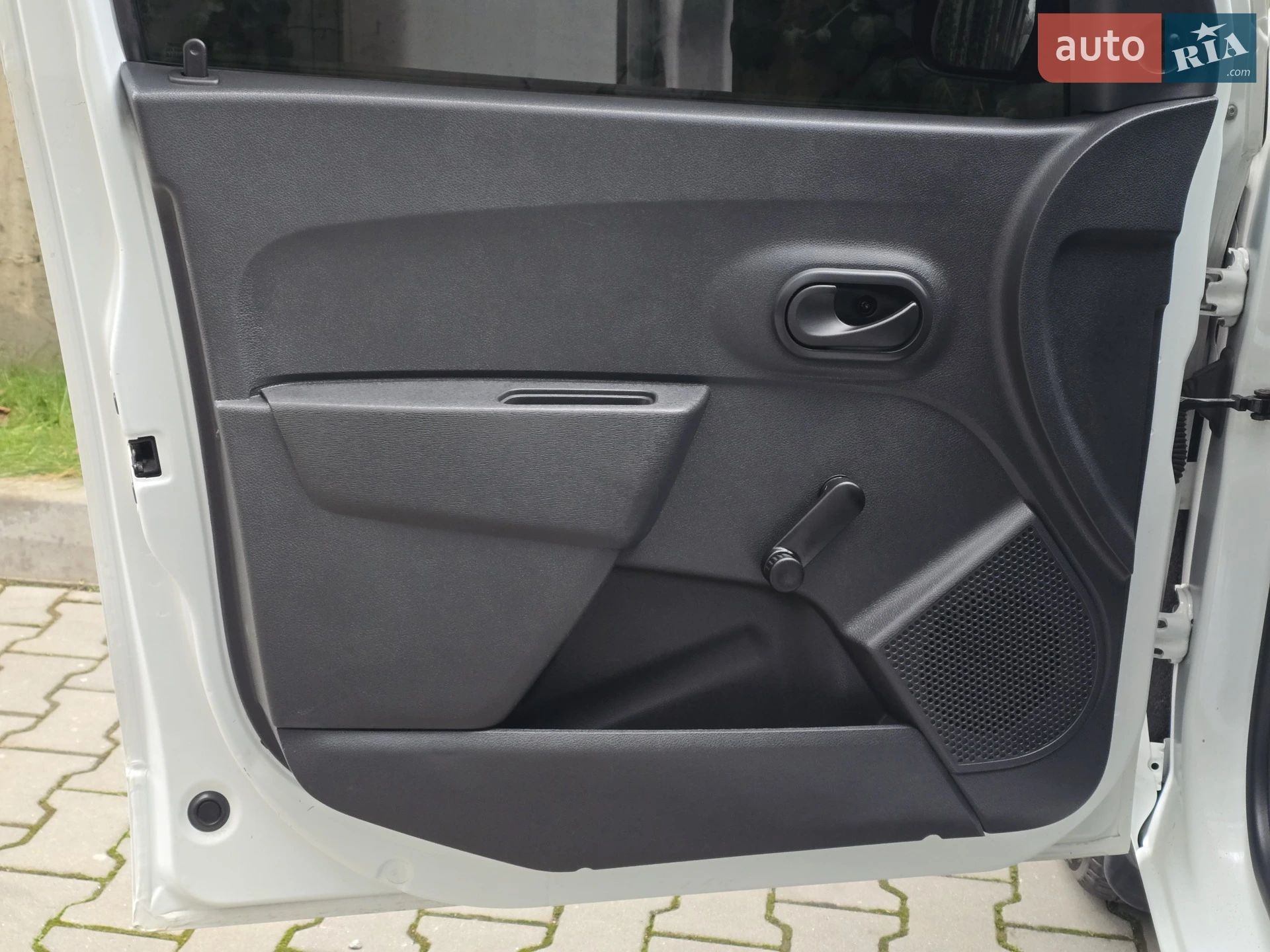 2015 Dacia Lodgy - мініатюра 33