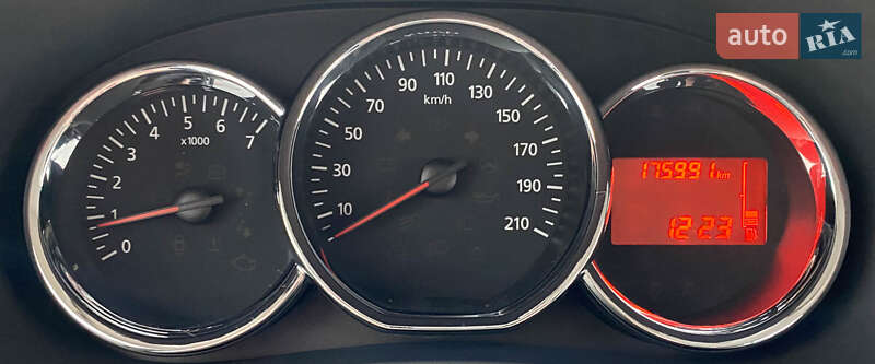 Минивэн Dacia Lodgy 2012 в Львове фото 14 Минивэн Dacia Lodgy 2012 в Львове