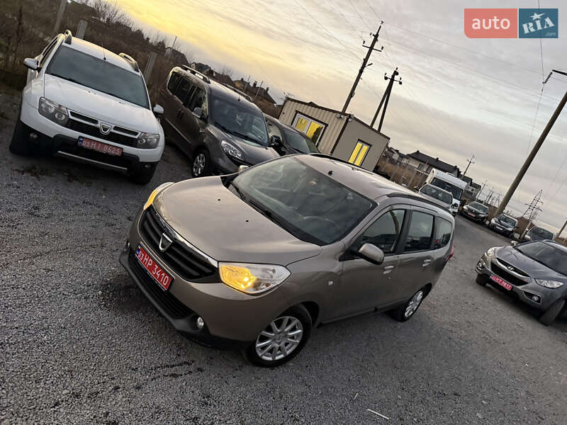 Dacia Lodgy 2012 Dacia Lodgy 2012