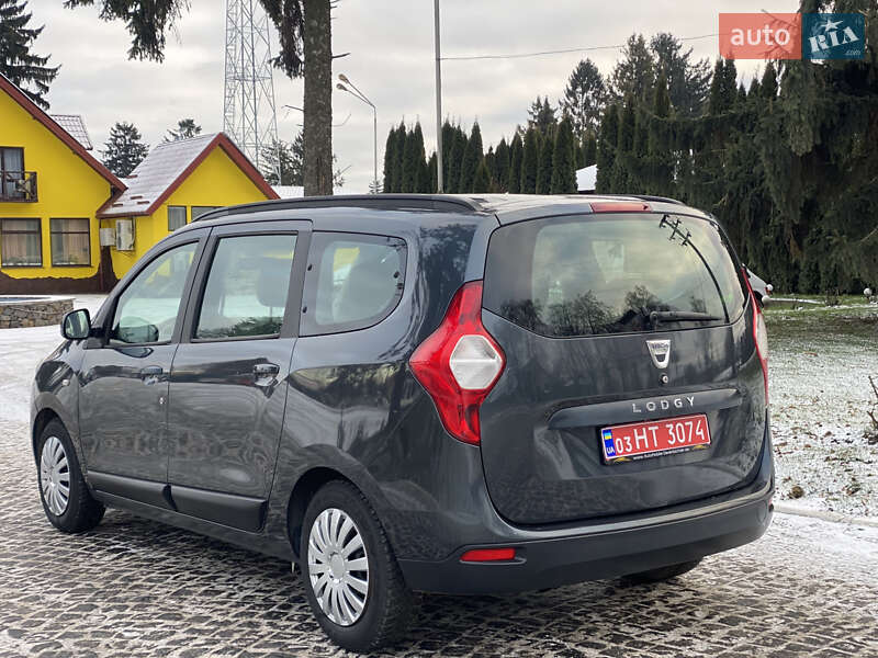 Мінівен Dacia Lodgy 2013 в Старокостянтинові
